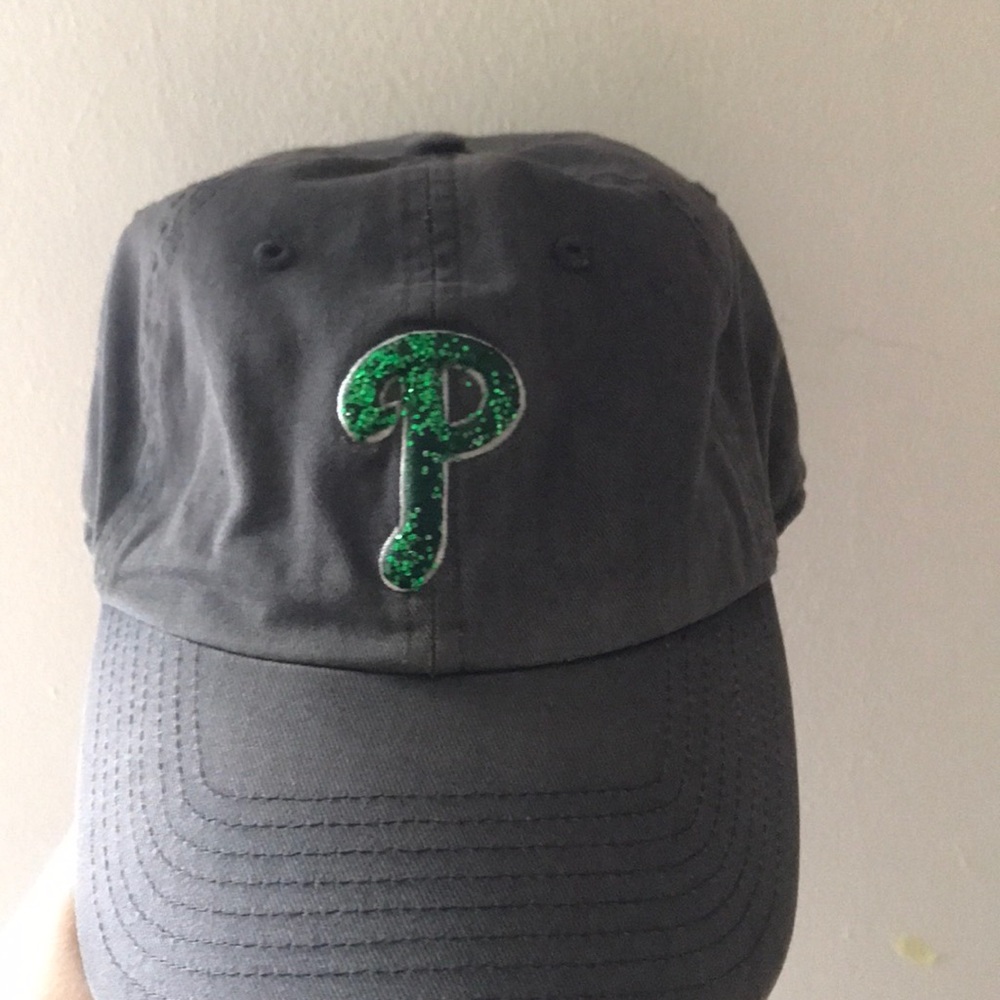 Gray Phillies hat with Green Phillies logo!
